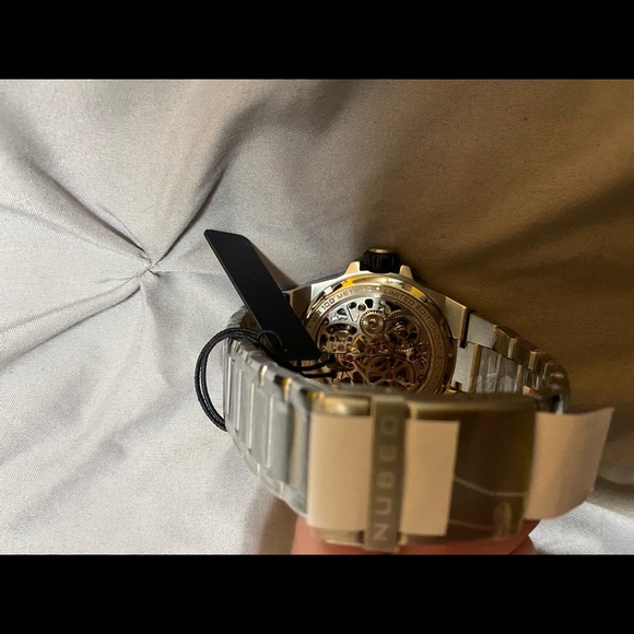 Nubeo Sirius Tourbillon (Limited Edition) - Picture 2 of 3